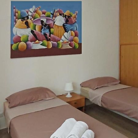 בארי Nicholas Home 2 מראה חיצוני תמונה
